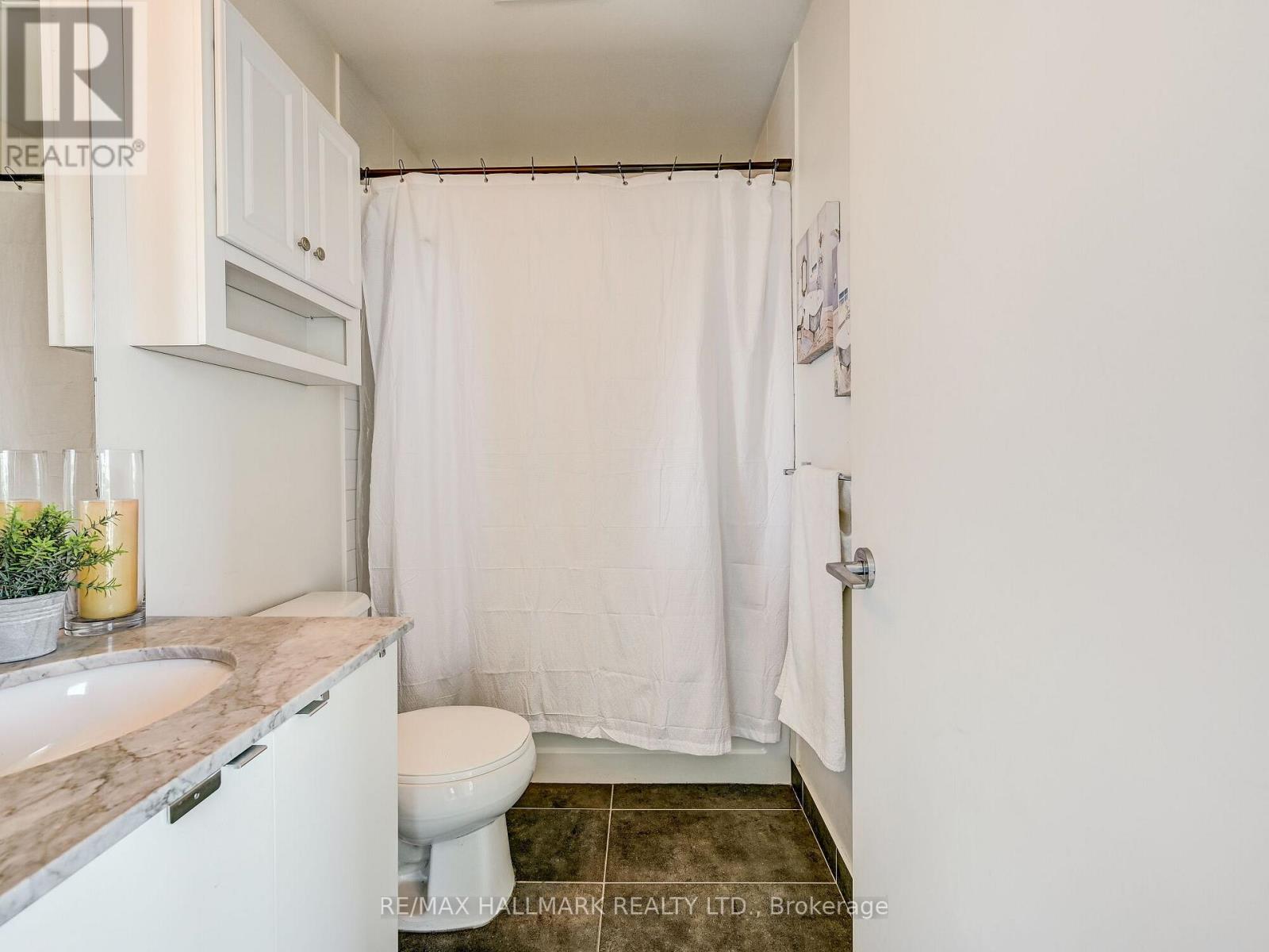704 - 150 East Liberty Street, Toronto (Niagara), Ontario  M6K 3R5 - Photo 19 - C12448159