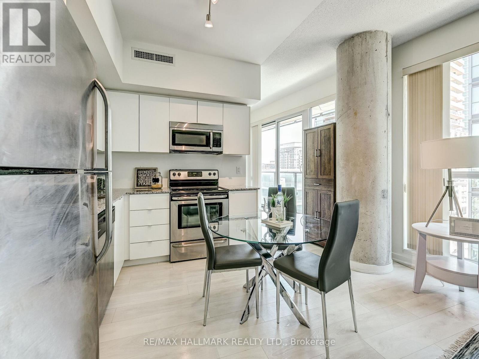 704 - 150 East Liberty Street, Toronto (Niagara), Ontario  M6K 3R5 - Photo 6 - C12448159