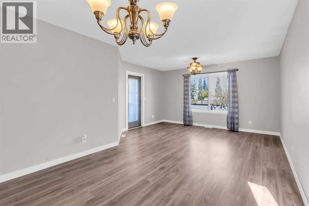110 West Creek Bay, Chestermere, Alberta  T1X 1K7 - Photo 8 - A2262218