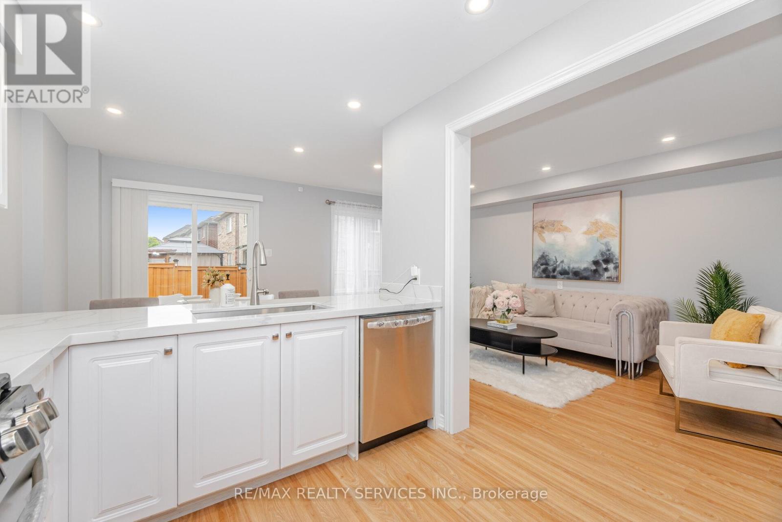 35 Luce Drive, Ajax (Northeast Ajax), Ontario  L1Z 0K2 - Photo 13 - E12448124