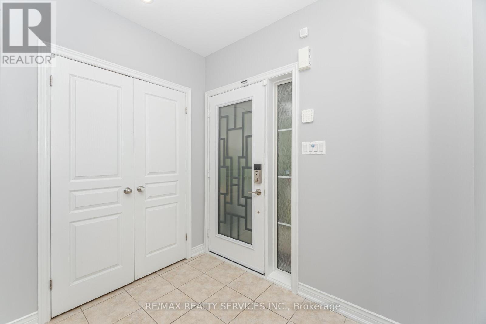 35 Luce Drive, Ajax (Northeast Ajax), Ontario  L1Z 0K2 - Photo 6 - E12448124