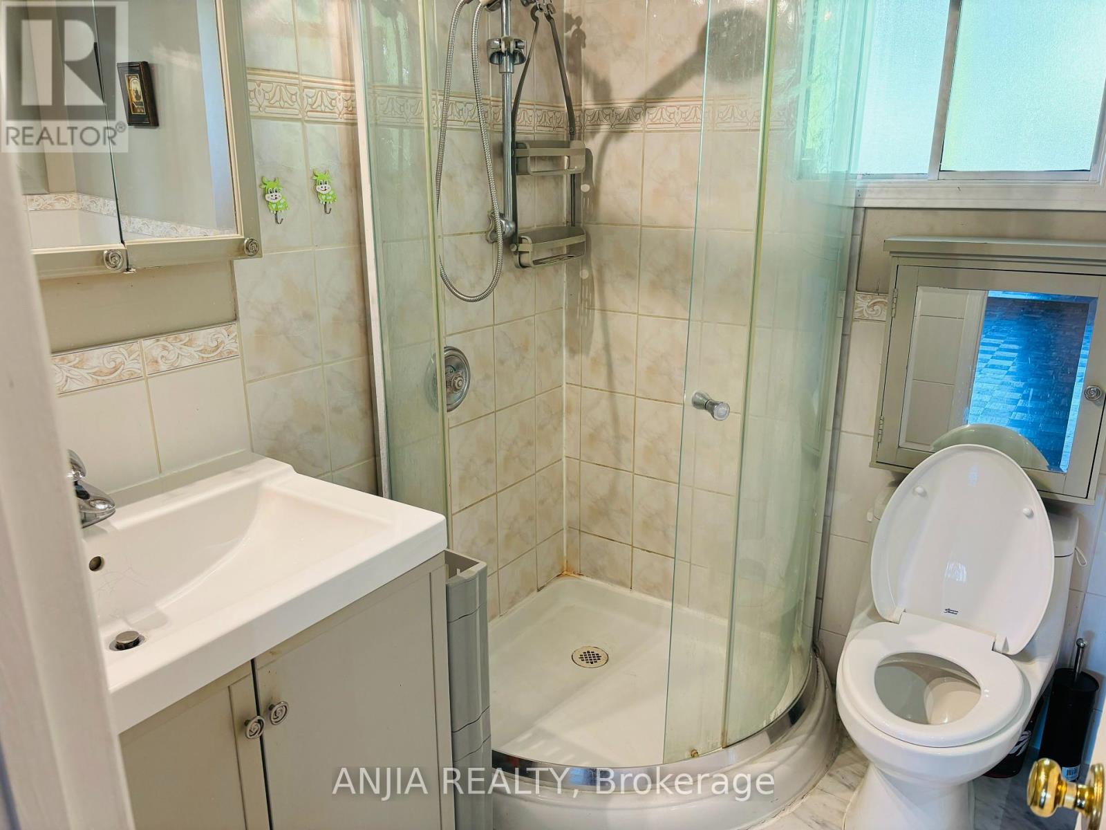 555 Raymerville Drive, Markham, Ontario  L3P 6G3 - Photo 16 - N12448158