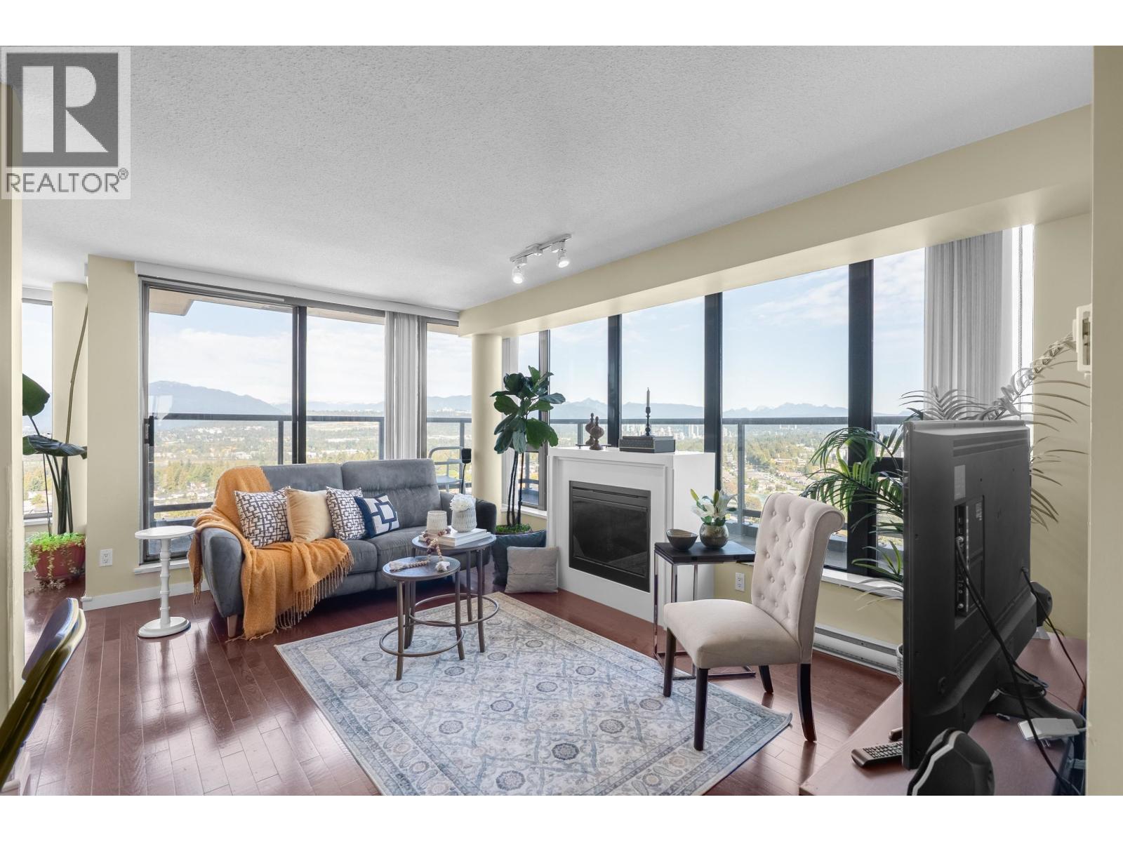 2803 7108 Collier Street, Burnaby, British Columbia  V5E 0A1 - Photo 2 - R3055549