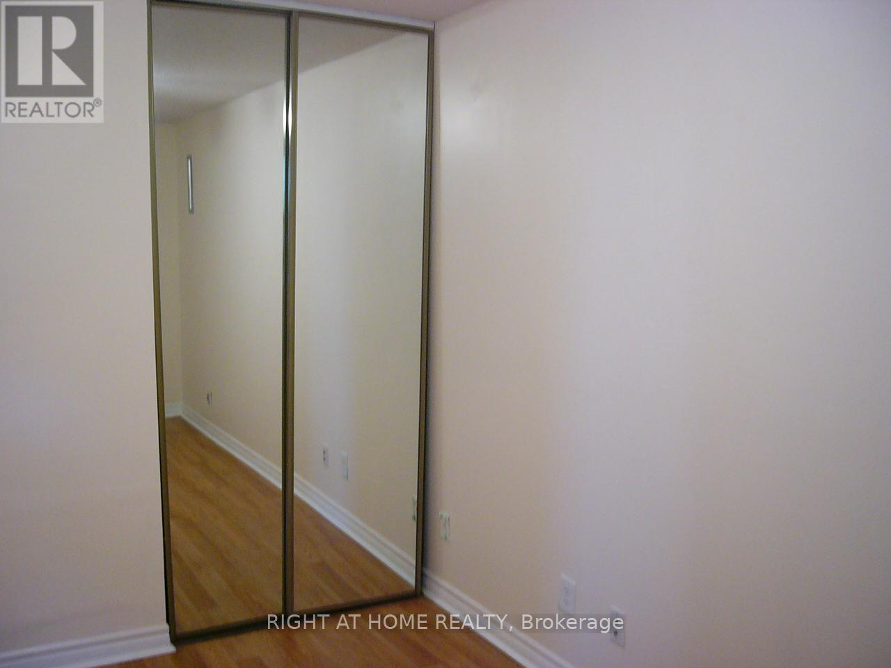 302 - 10 Tangreen Court, Toronto, Ontario  M2M 4B9 - Photo 10 - C12448016