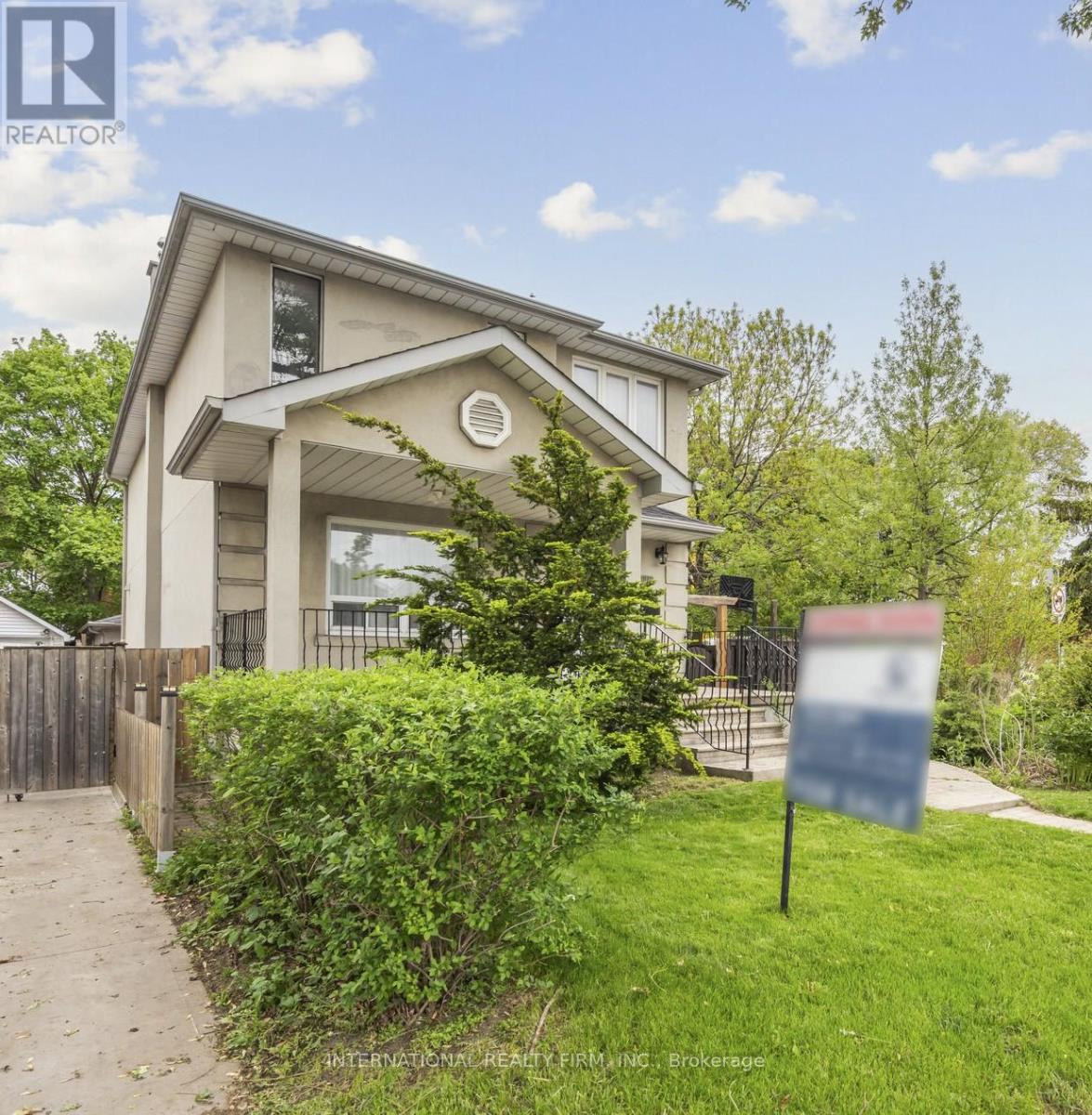 1928 Lawrence Avenue W, Toronto, Ontario  M9N 1H2 - Photo 2 - W12448112