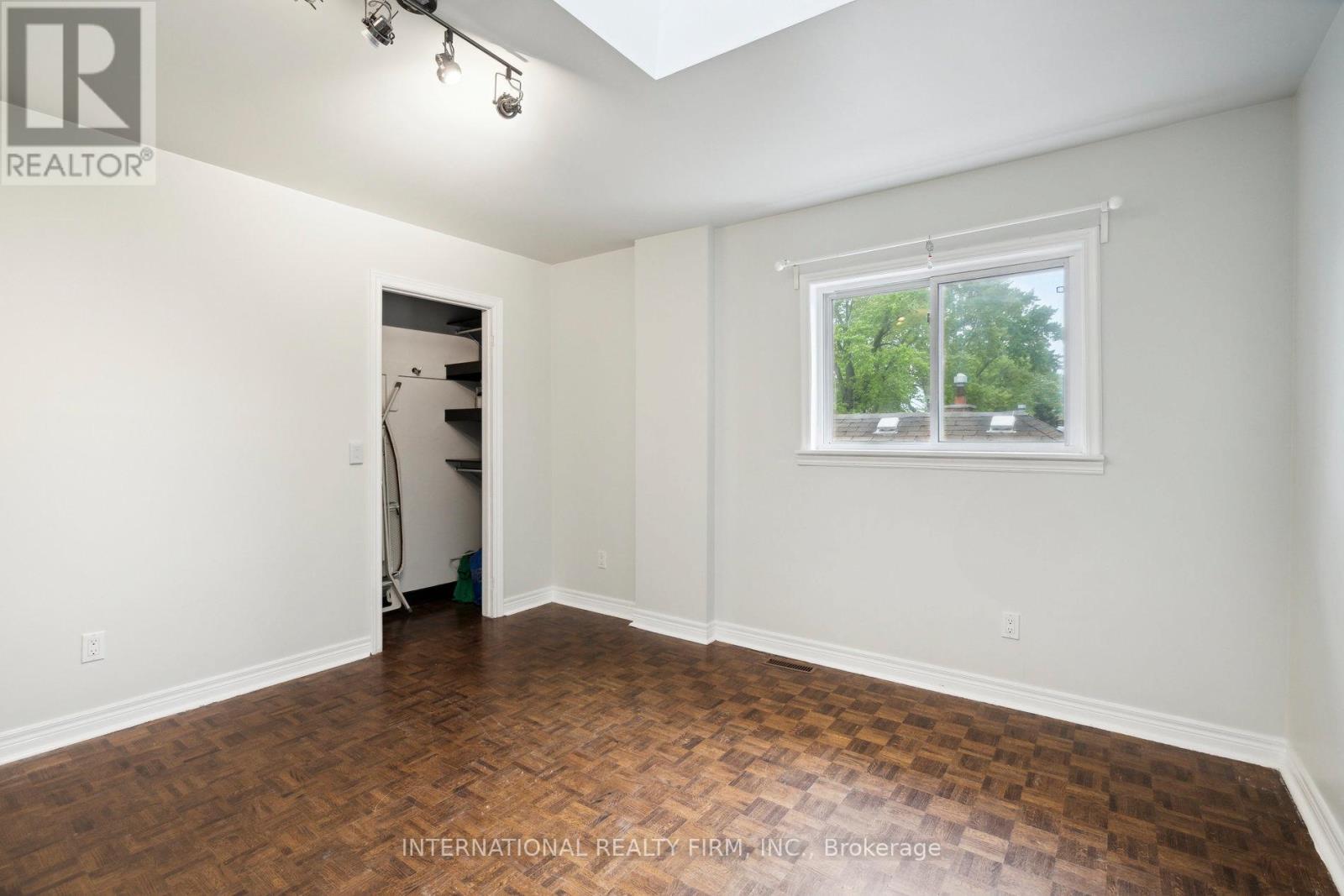 1928 Lawrence Avenue W, Toronto, Ontario  M9N 1H2 - Photo 27 - W12448112