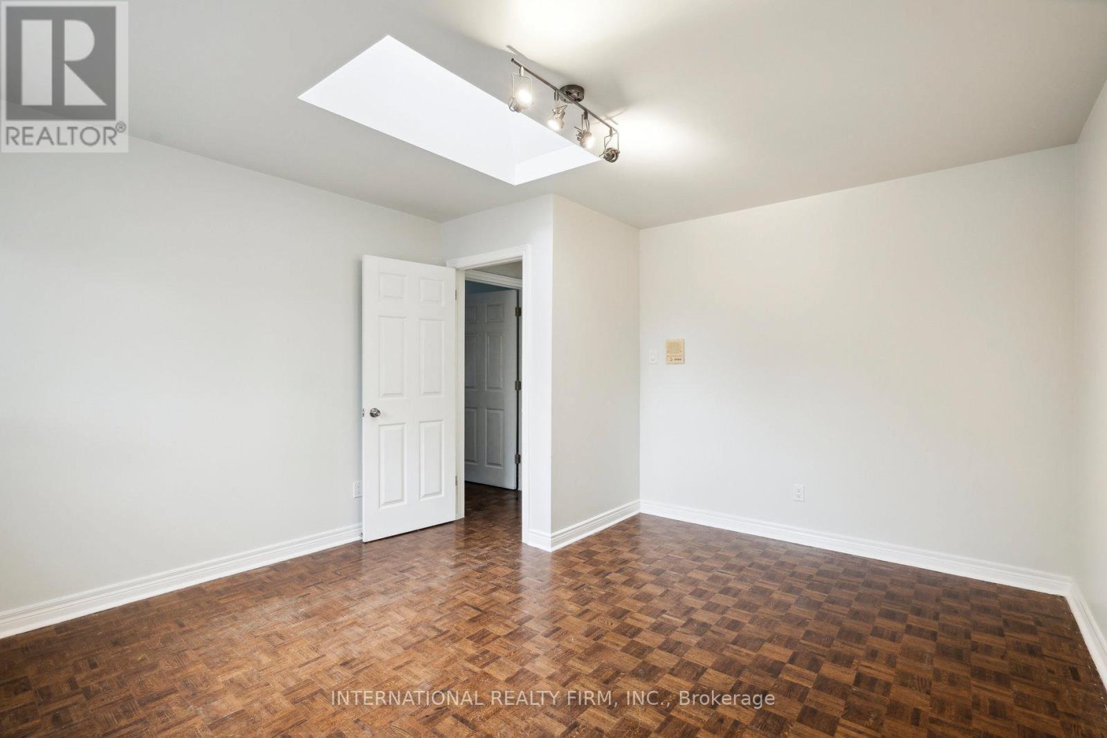 1928 Lawrence Avenue W, Toronto, Ontario  M9N 1H2 - Photo 28 - W12448112