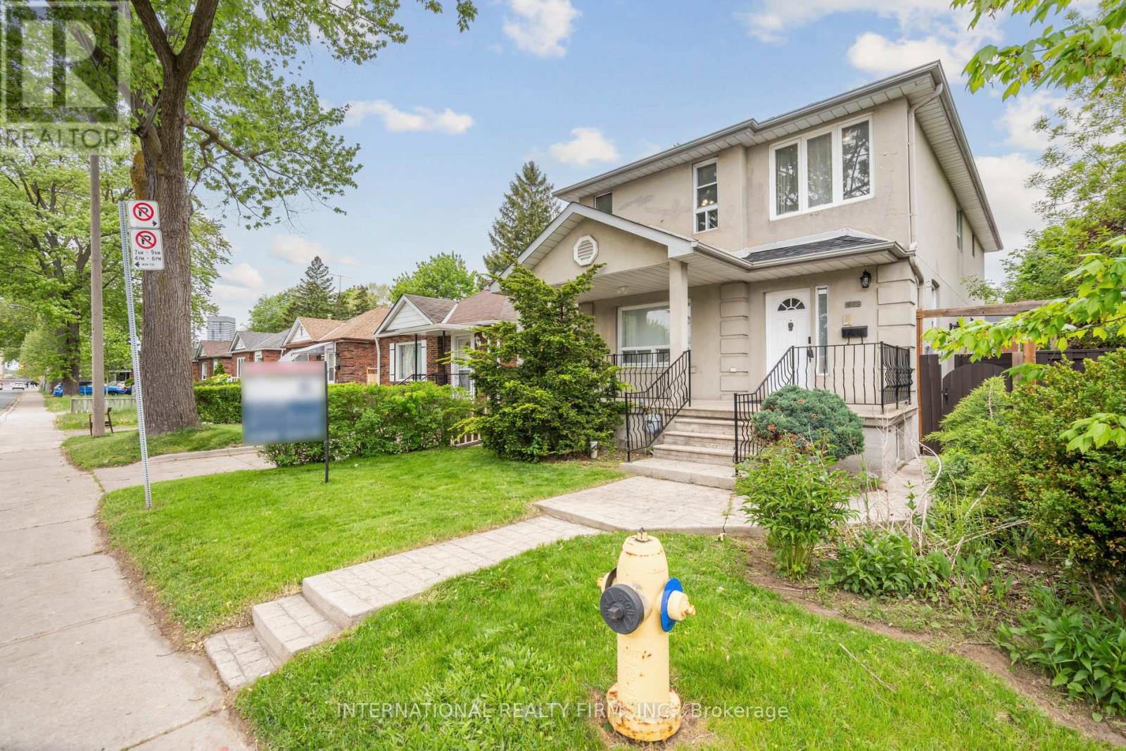 1928 Lawrence Avenue W, Toronto, Ontario  M9N 1H2 - Photo 3 - W12448112