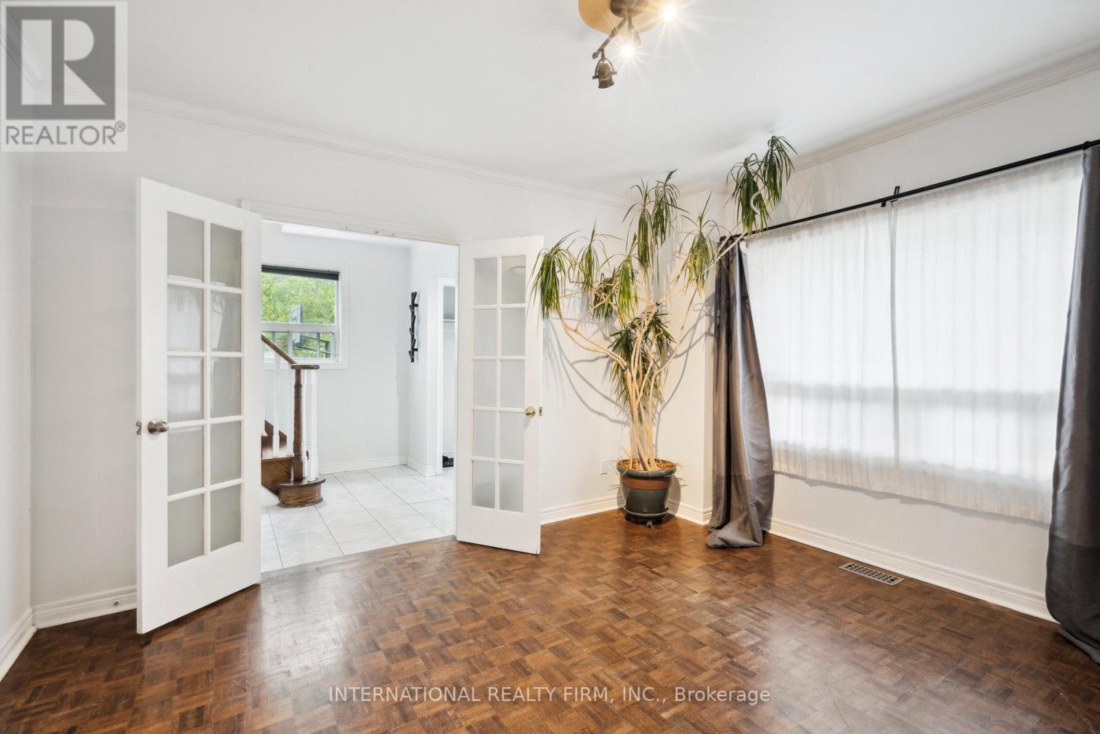 1928 Lawrence Avenue W, Toronto, Ontario  M9N 1H2 - Photo 7 - W12448112