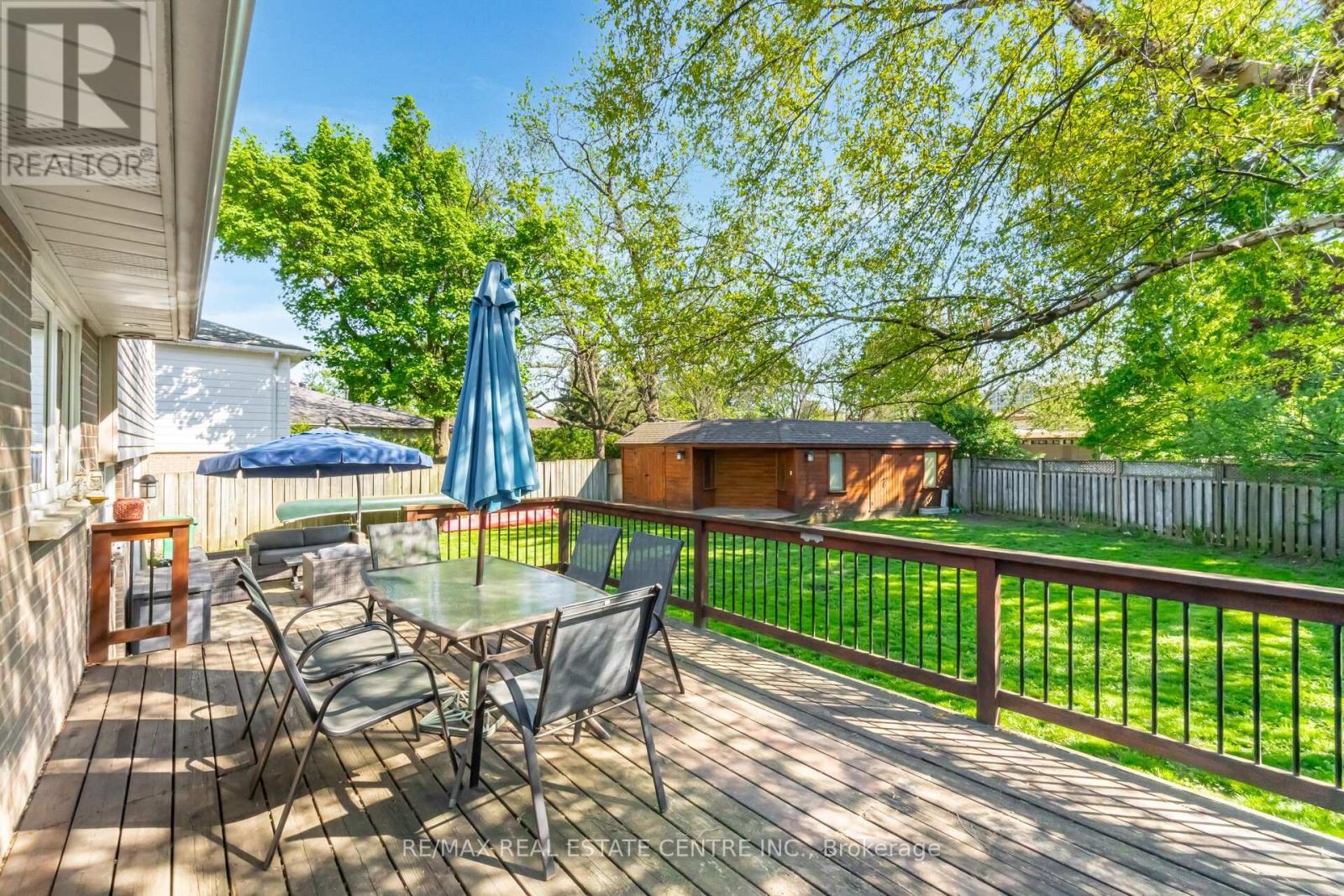 45 Core Crescent, Brampton (Brampton East), Ontario  L6W 2G6 - Photo 8 - W12448120