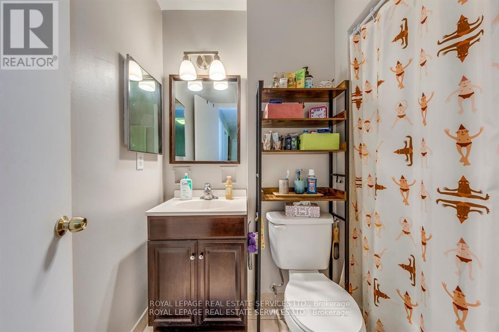 97 Martin Street, Milton, Ontario  L9T 2R3 - Photo 16 - W12448129