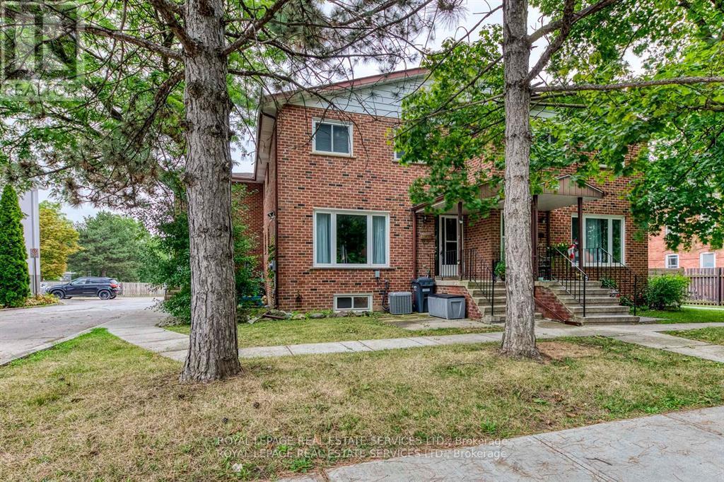 97 Martin Street, Milton, Ontario  L9T 2R3 - Photo 18 - W12448129