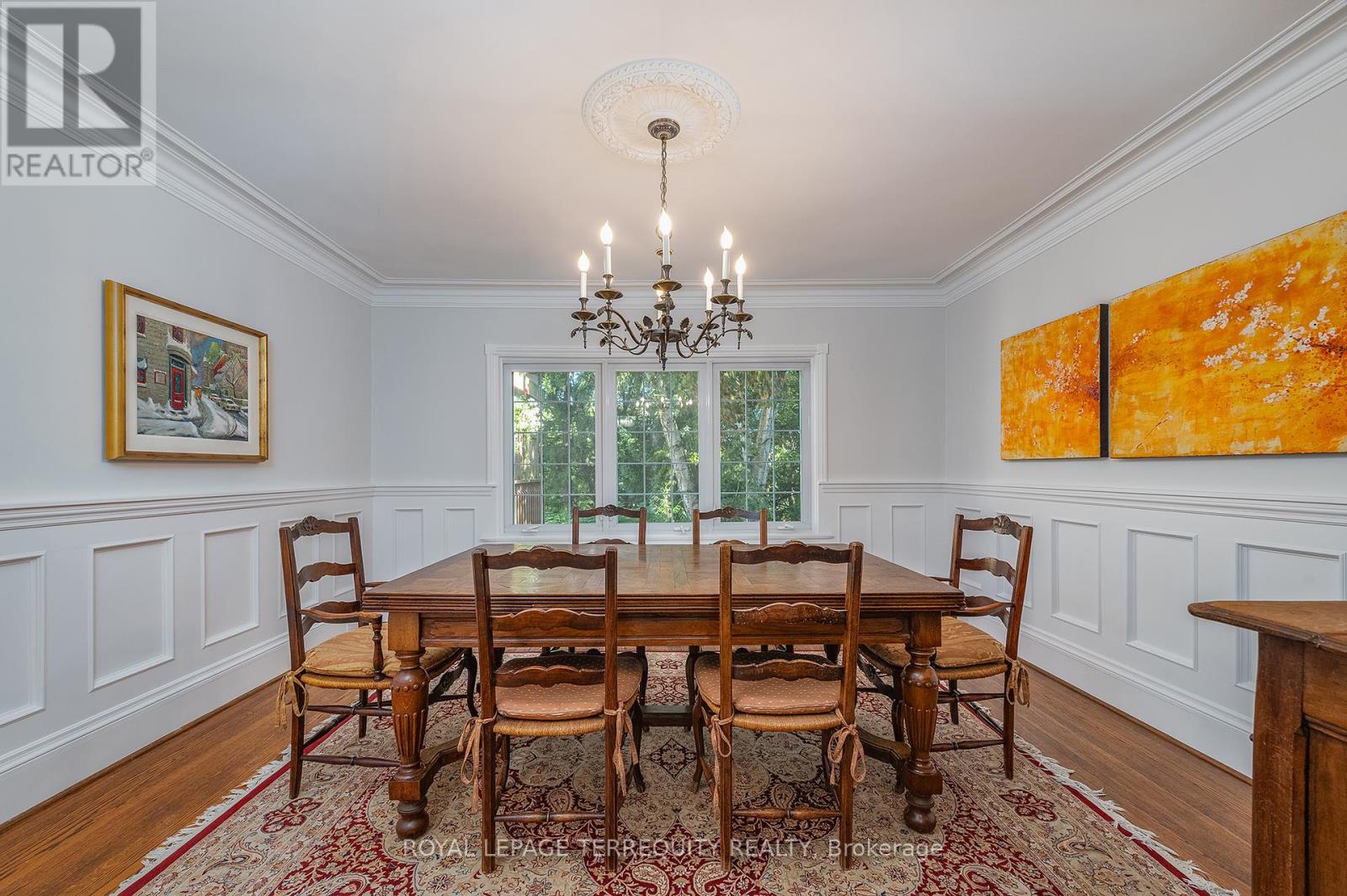 223 Riverside Drive, Toronto (High Park-Swansea), Ontario  M6S 4A8 - Photo 10 - W12448170
