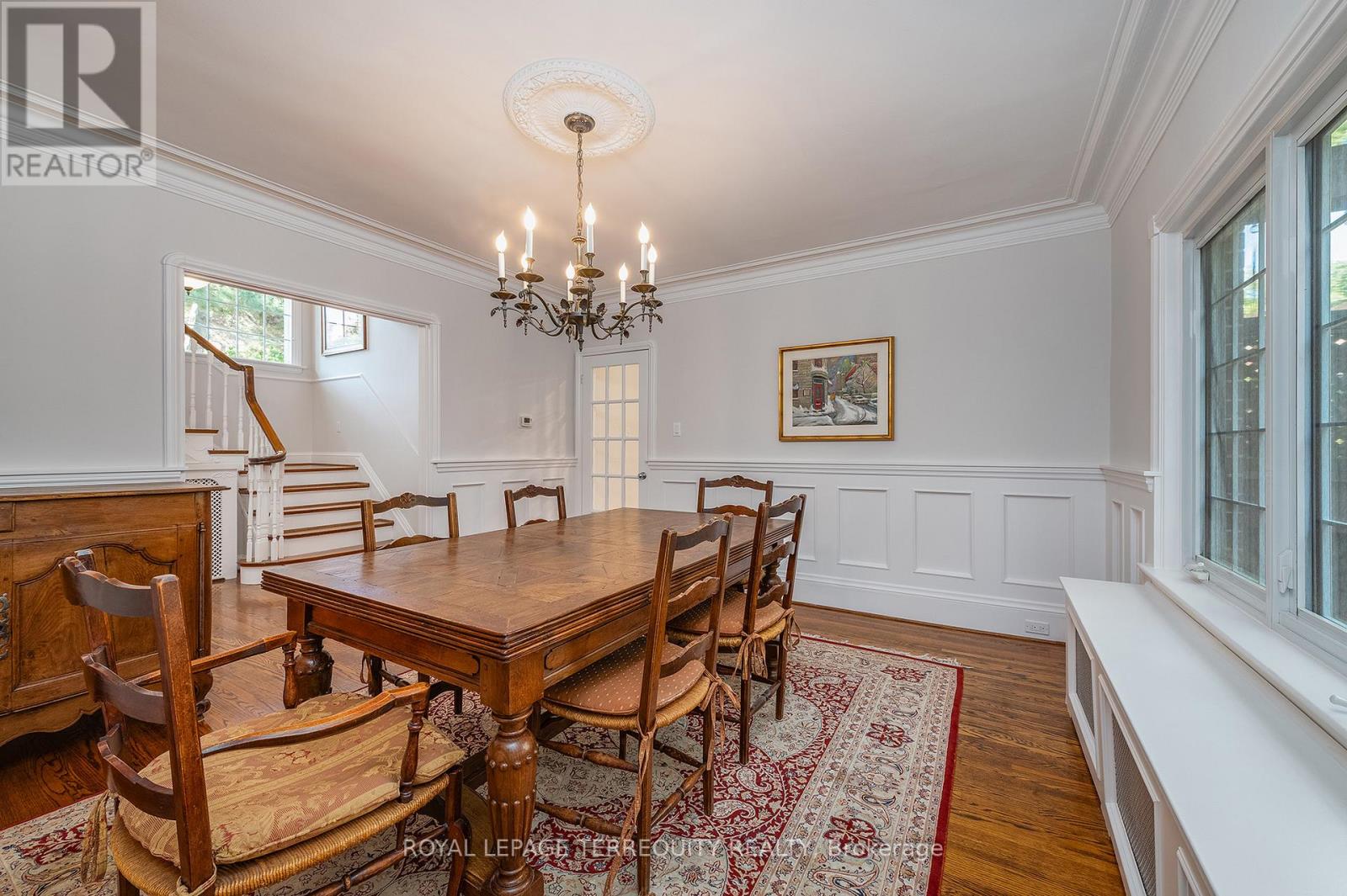 223 Riverside Drive, Toronto (High Park-Swansea), Ontario  M6S 4A8 - Photo 12 - W12448170