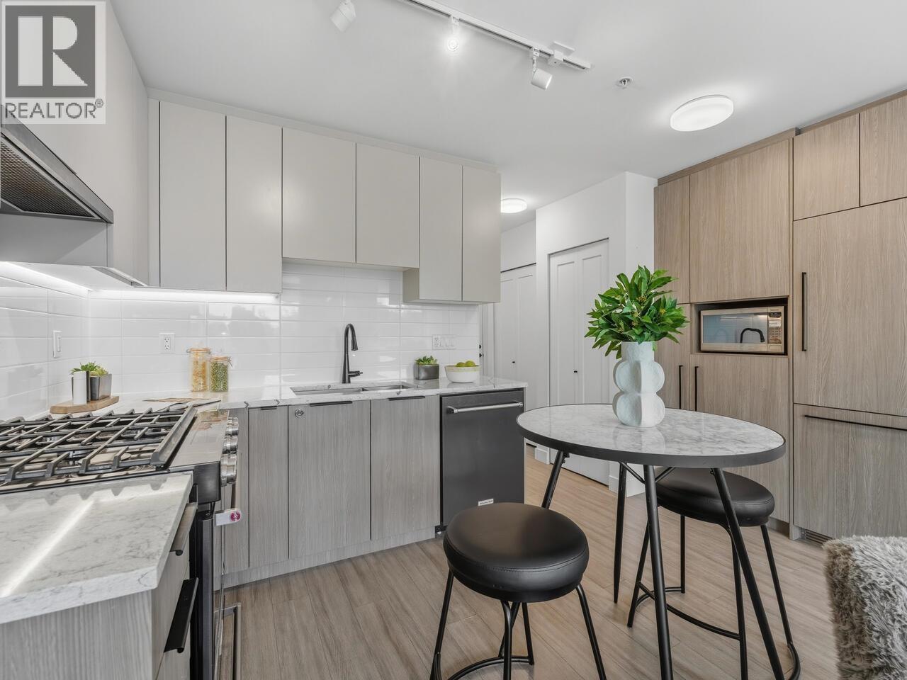 208 2408 Grant Street, Vancouver, British Columbia  V5K 3G4 - Photo 7 - R3055861