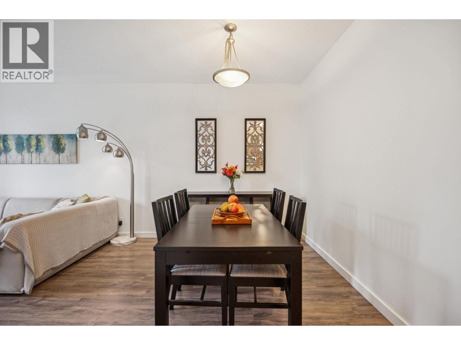 1407 280 Ross Drive, New Westminster, British Columbia  V3L 0C2 - Photo 8 - R3055893