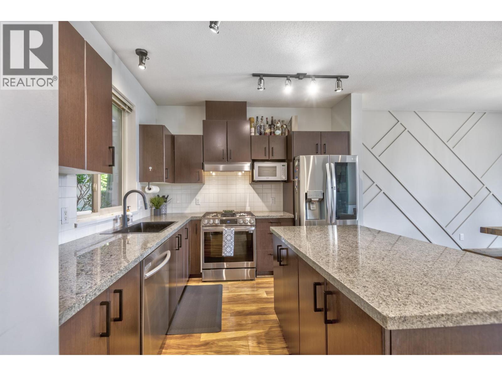 103 1322 Genest Way, Coquitlam, British Columbia  V3E 0A4 - Photo 7 - R3055897