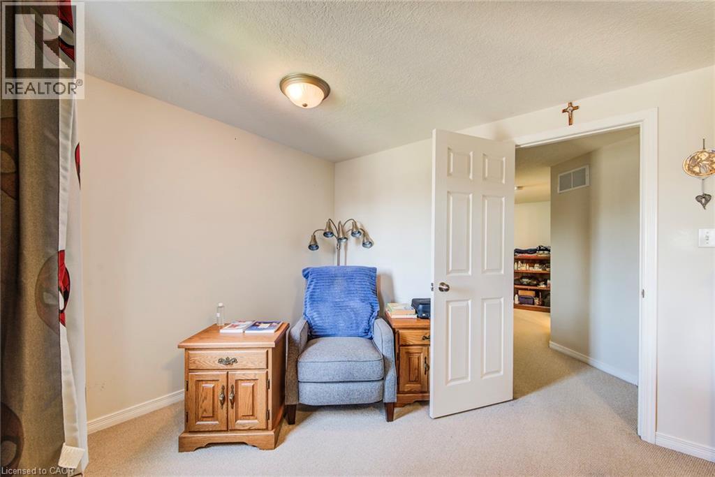 260 Westmeadow Drive, Kitchener, Ontario  N2N 3R1 - Photo 16 - 40776581
