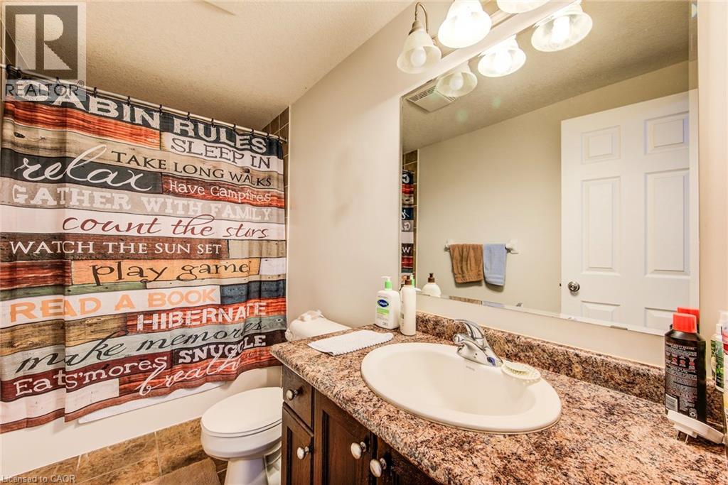 260 Westmeadow Drive, Kitchener, Ontario  N2N 3R1 - Photo 18 - 40776581