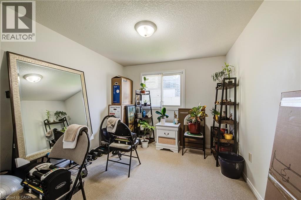 260 Westmeadow Drive, Kitchener, Ontario  N2N 3R1 - Photo 19 - 40776581