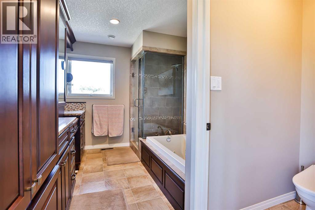 209 Coachwood Point W, Lethbridge, Alberta  T1K 6A7 - Photo 24 - A2259943