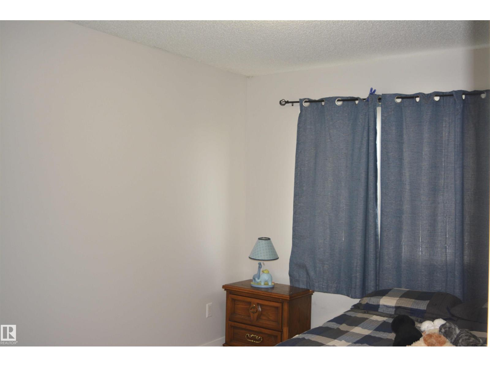 7712 Eifert Cr Nw, Edmonton, Alberta  T6M 0W2 - Photo 32 - E4456542