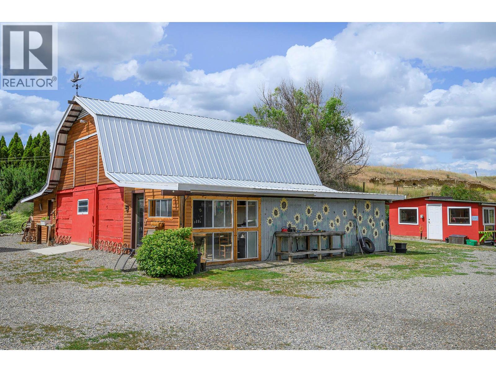 570 Dairy Road, Kamloops, British Columbia  V2B 8N5 - Photo 38 - 10364281