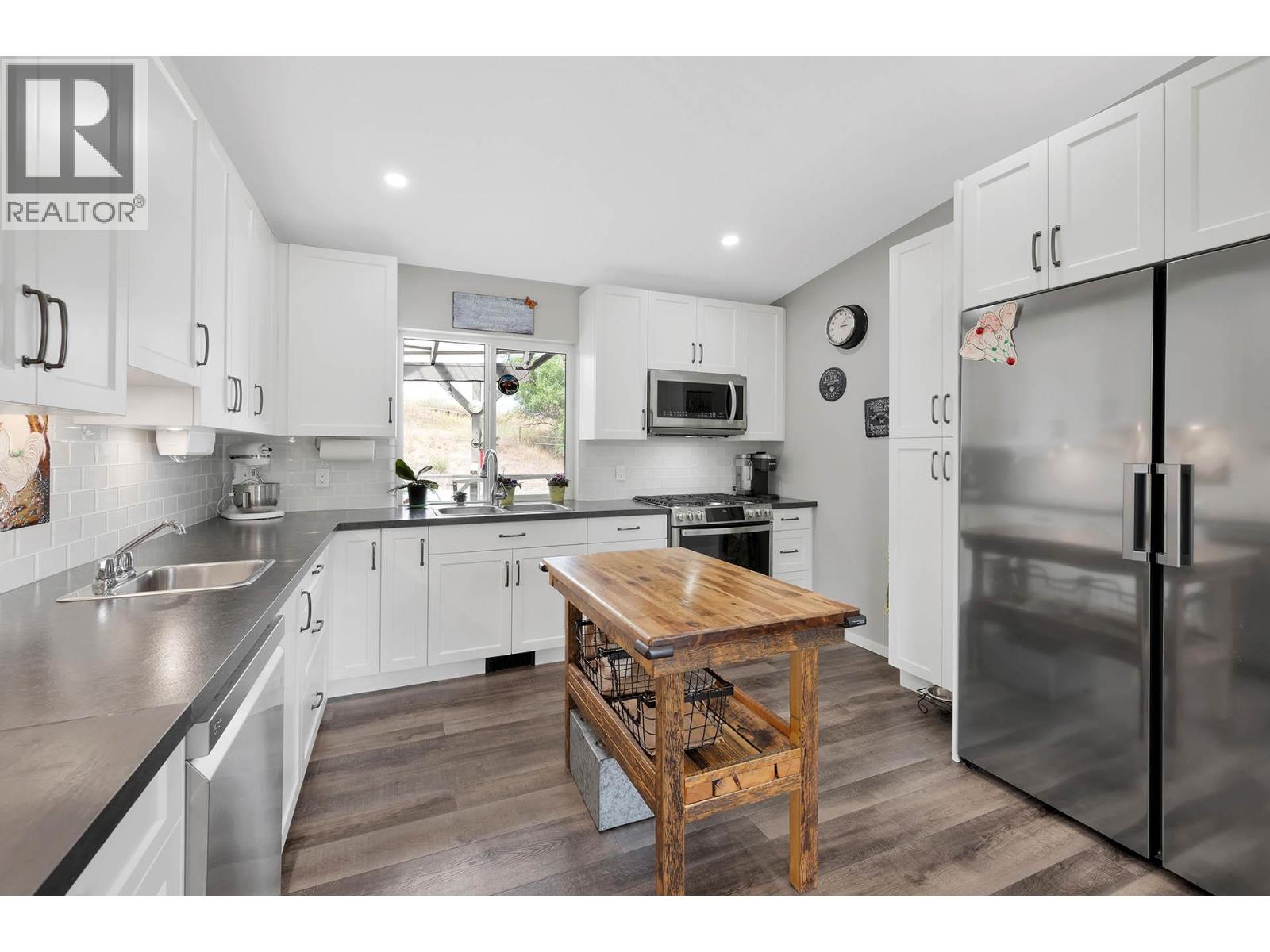 570 Dairy Road, Kamloops, British Columbia  V2B 8N5 - Photo 18 - 10364281