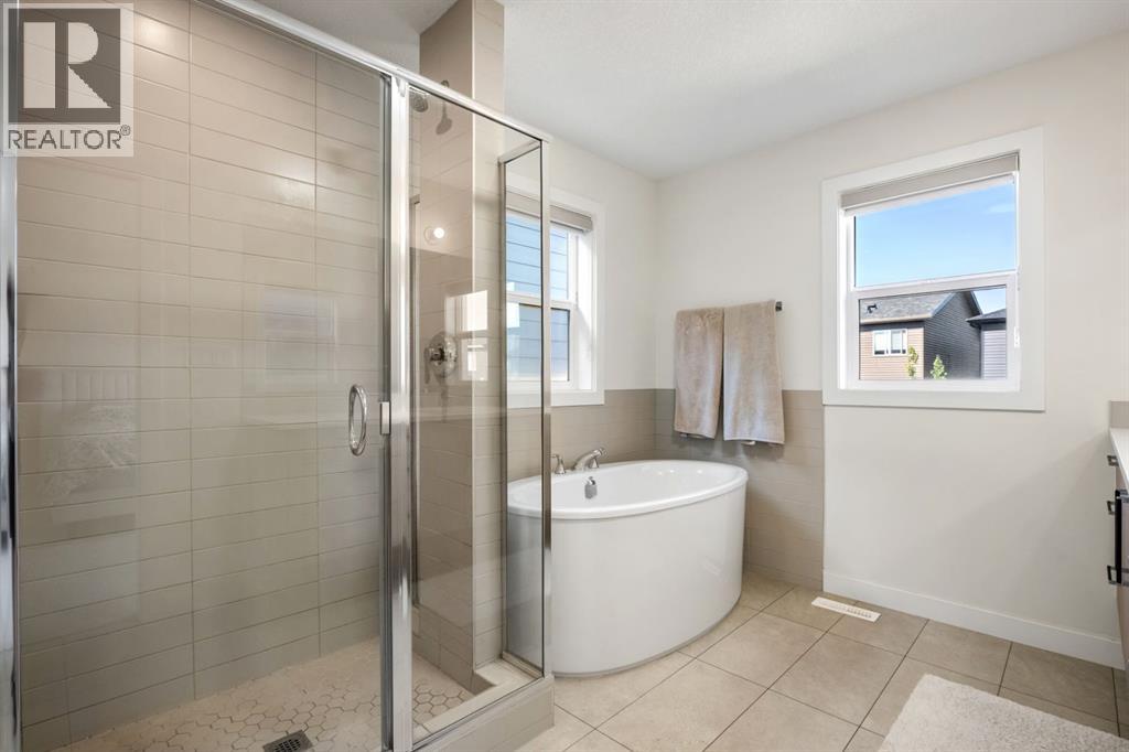 108 Carringsby Manor Nw, Calgary, Alberta  T3P 1T6 - Photo 18 - A2257055