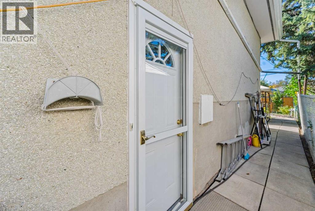 3725 41 Street Sw, Calgary, Alberta  T3E 3L6 - Photo 31 - A2259985