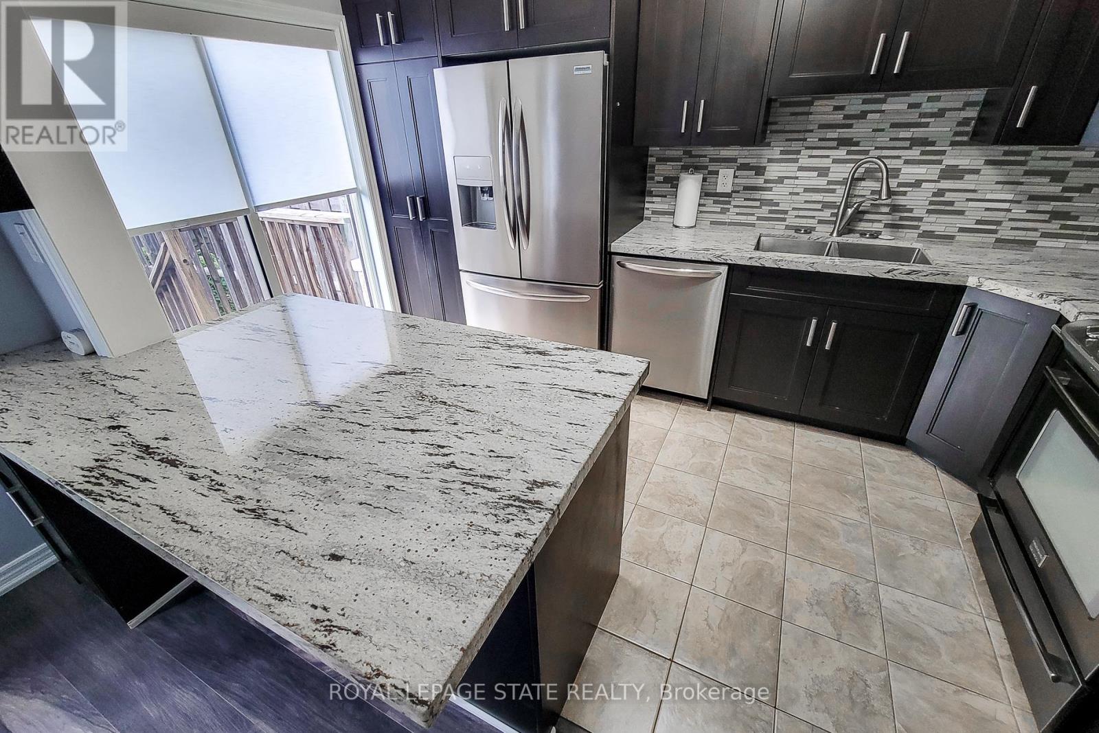 32 - 222 Fall Fair Way, Hamilton, Ontario  L0R 1C0 - Photo 15 - X12448110