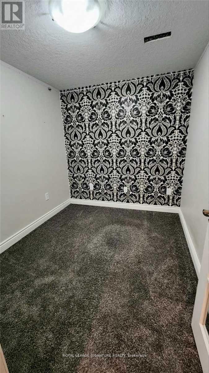 72 Secinaro Avenue, Hamilton, Ontario  L9G 0C6 - Photo 22 - X12448119