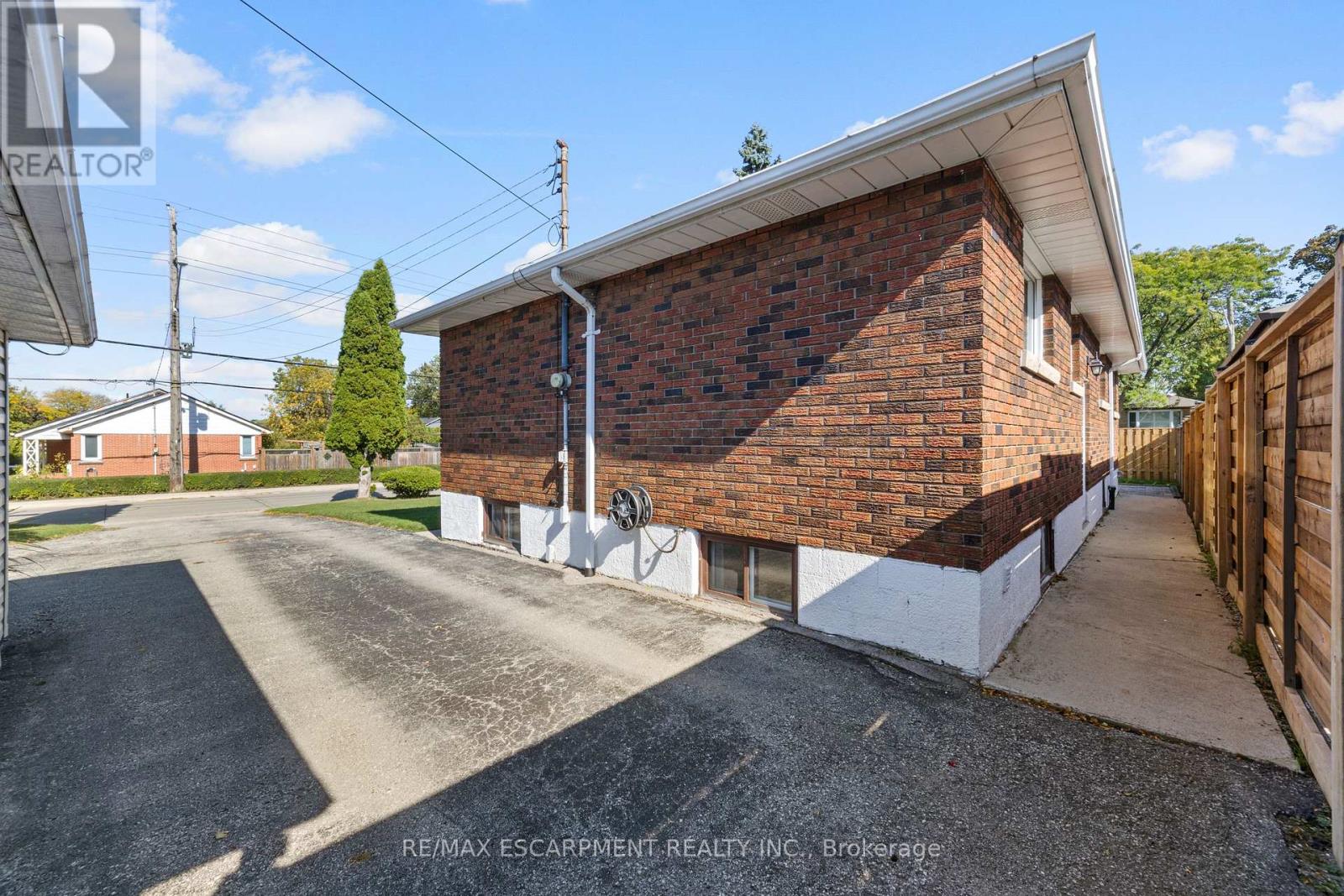 131 Sanatorium Road, Hamilton (Buchanan), Ontario  L9C 1Y9 - Photo 29 - X12448143