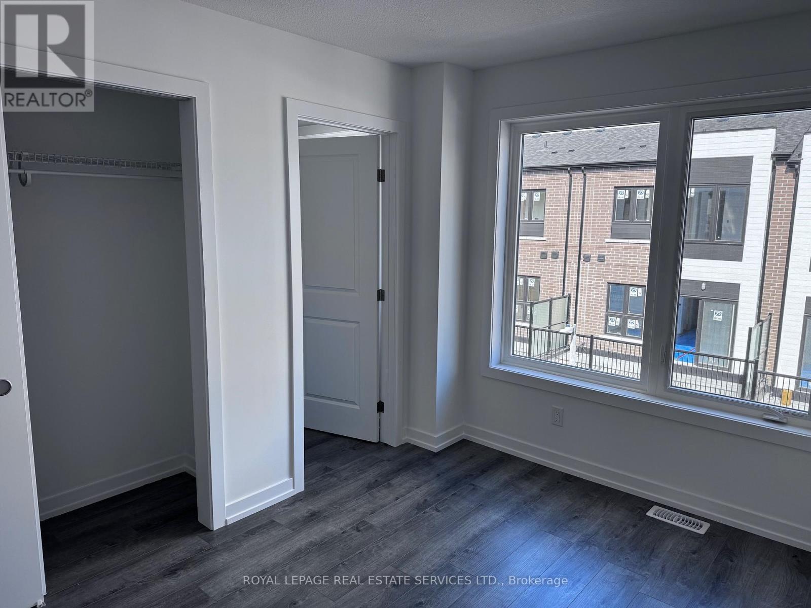 225 Burke Street, Hamilton, Ontario  L8B 1Y4 - Photo 9 - X12448152