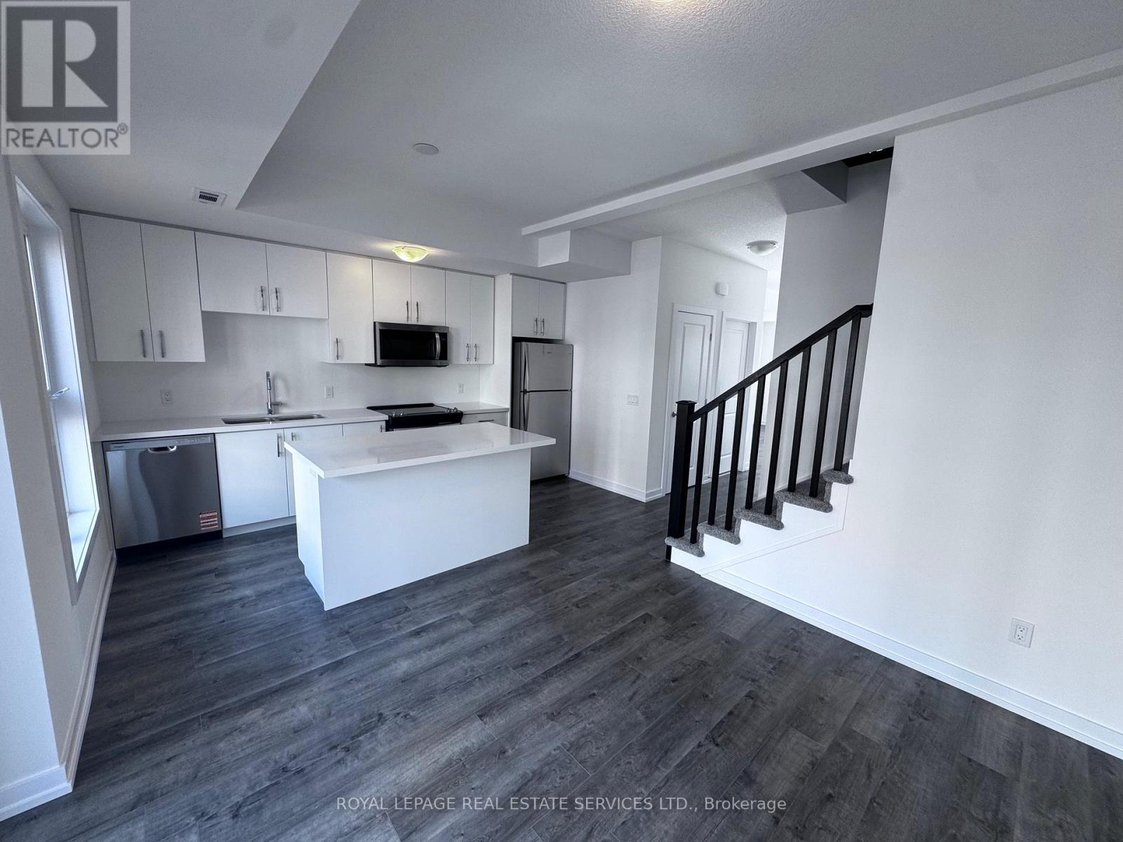 227 Burke Street, Hamilton, Ontario  L8B 1Y4 - Photo 7 - X12448155