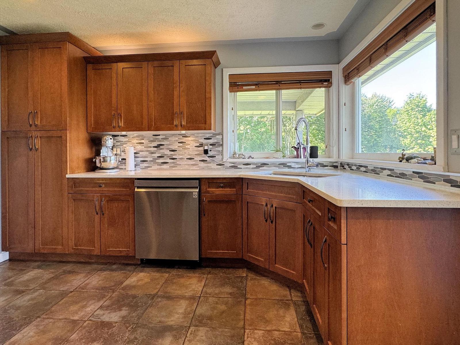 8439 Grand View Drive, Chilliwack Mountain, Chilliwack, British Columbia  V2R 4A2 - Photo 12 - R3022978