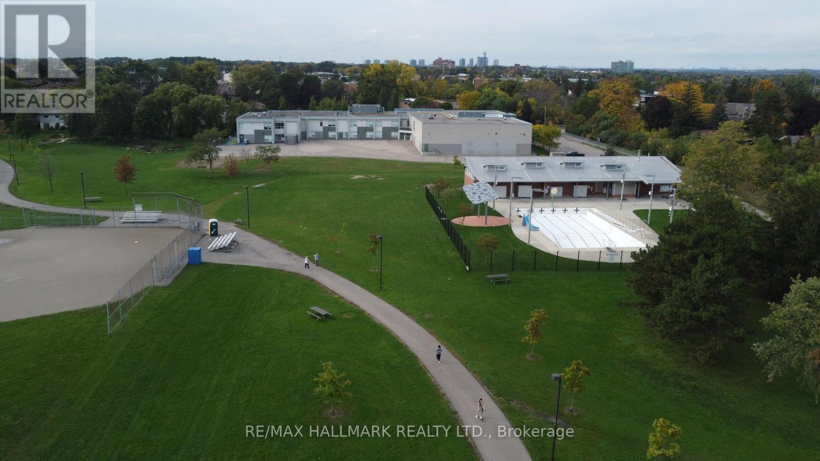 309 - 2485 Woking Crescent, Mississauga, Ontario  L5K 1Z6 - Photo 13 - W12445910