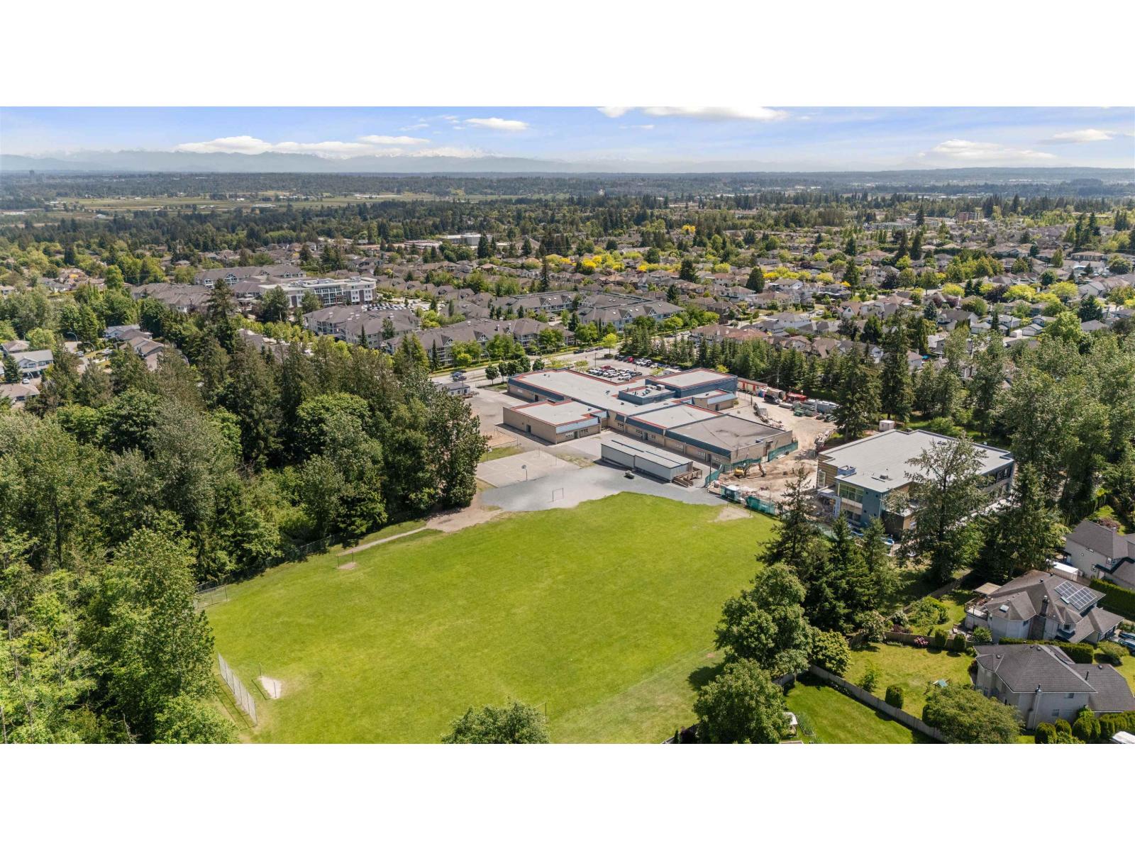 9112 156 Street, Surrey, British Columbia  V3R 5Y8 - Photo 32 - R3055652