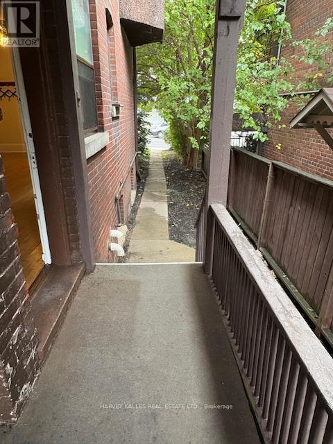 101 - 440 Avenue Road, Toronto, Ontario  M4V 1J8 - Photo 12 - C12448198