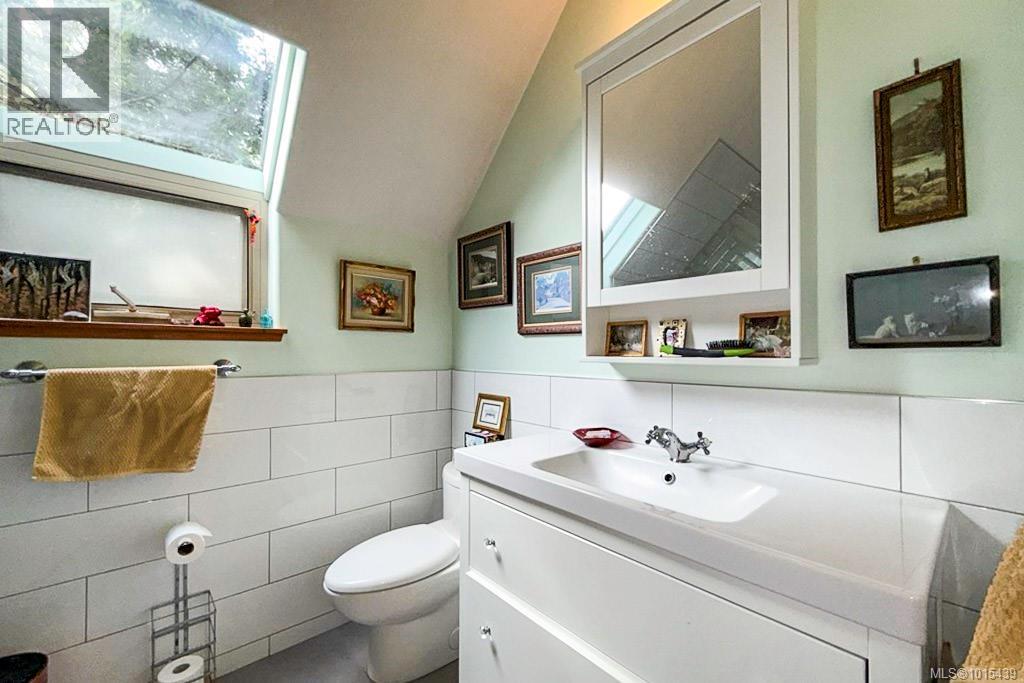 178 Quadra Loop, Quadra Island, British Columbia  V0P 1N0 - Photo 22 - 1015439