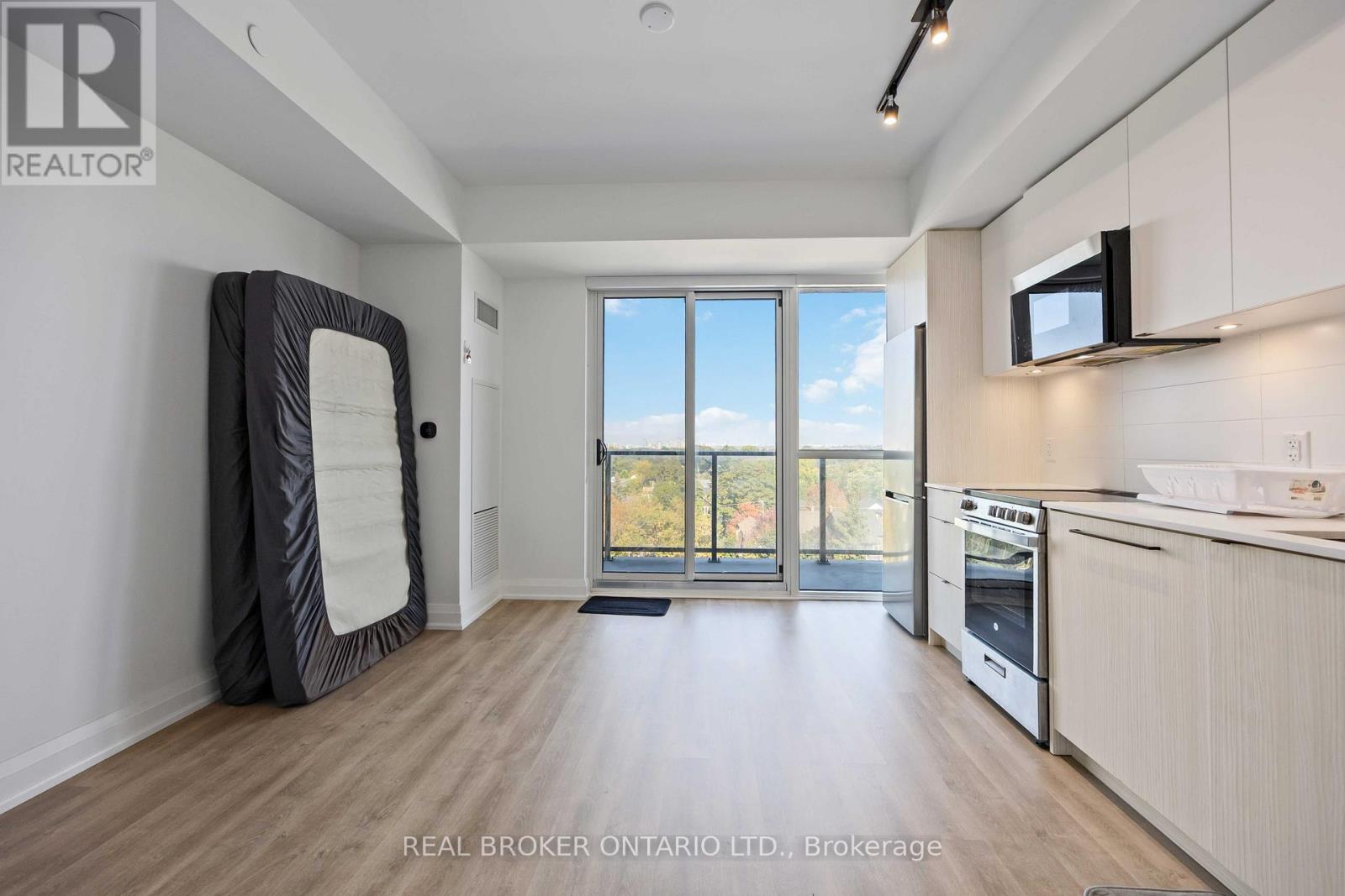 705 - 2369 Danforth Avenue, Toronto, Ontario  M4C 0B1 - Photo 11 - E12448179