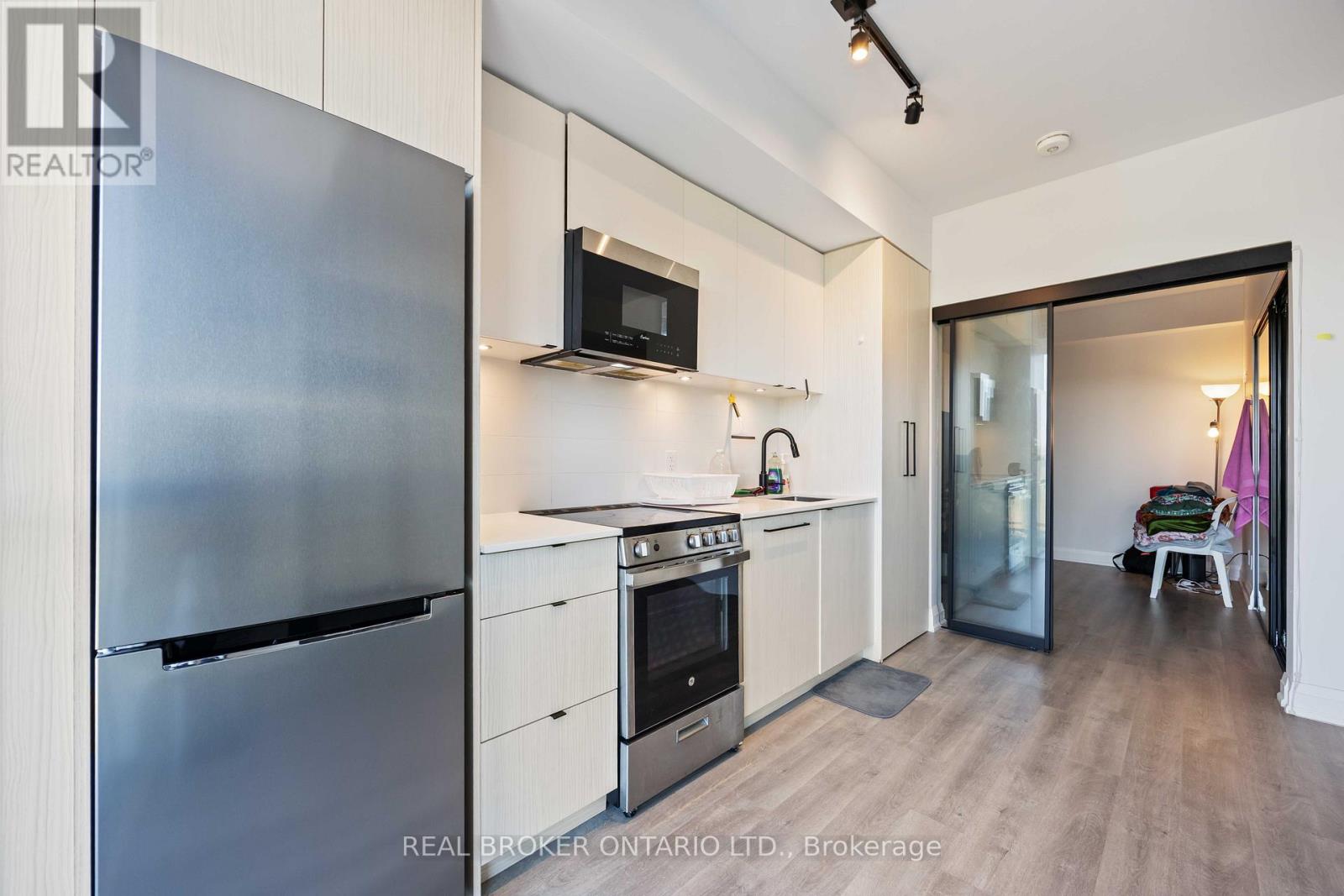 705 - 2369 Danforth Avenue, Toronto, Ontario  M4C 0B1 - Photo 8 - E12448179