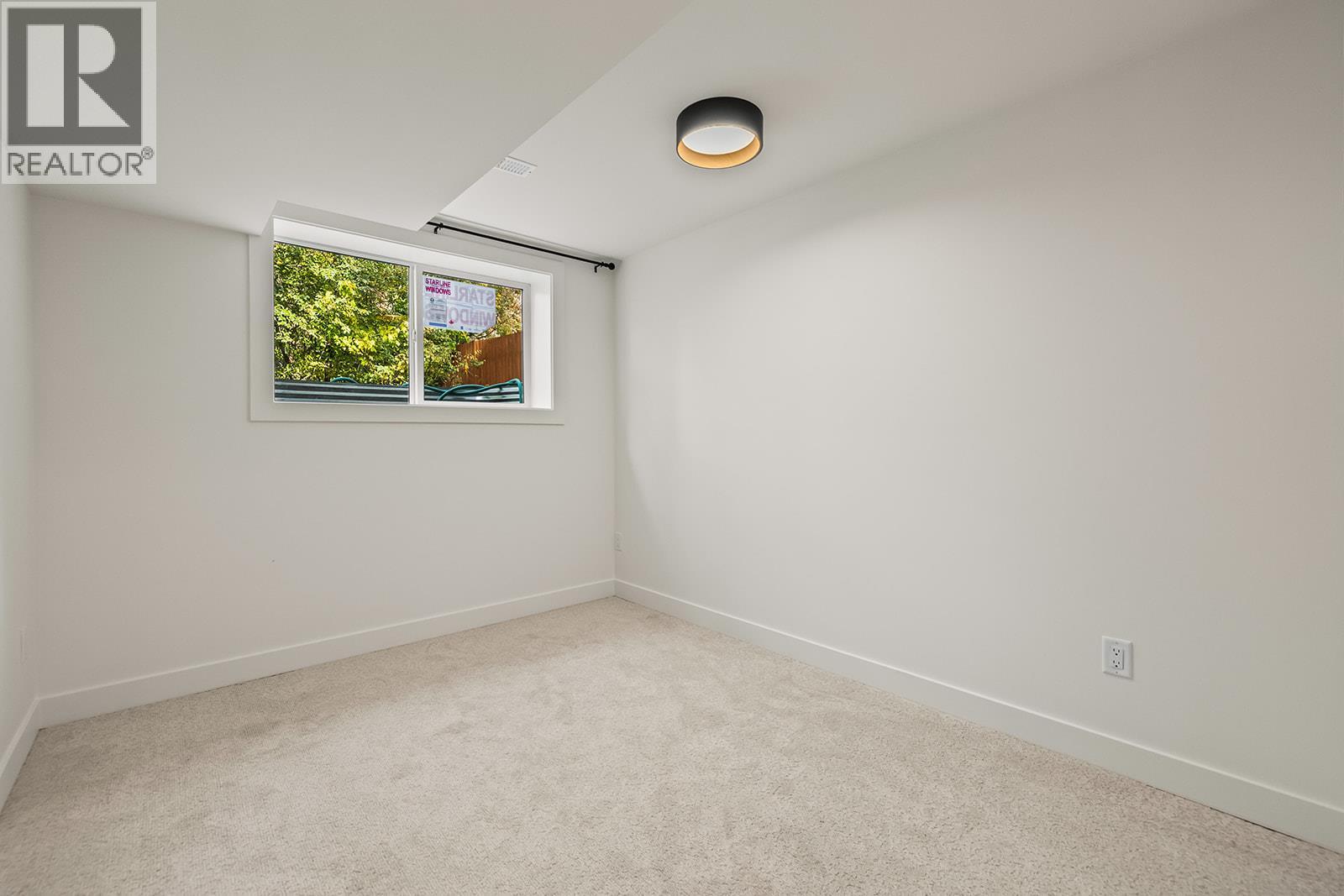 882 Hubbard Road Kelowna Photo 28