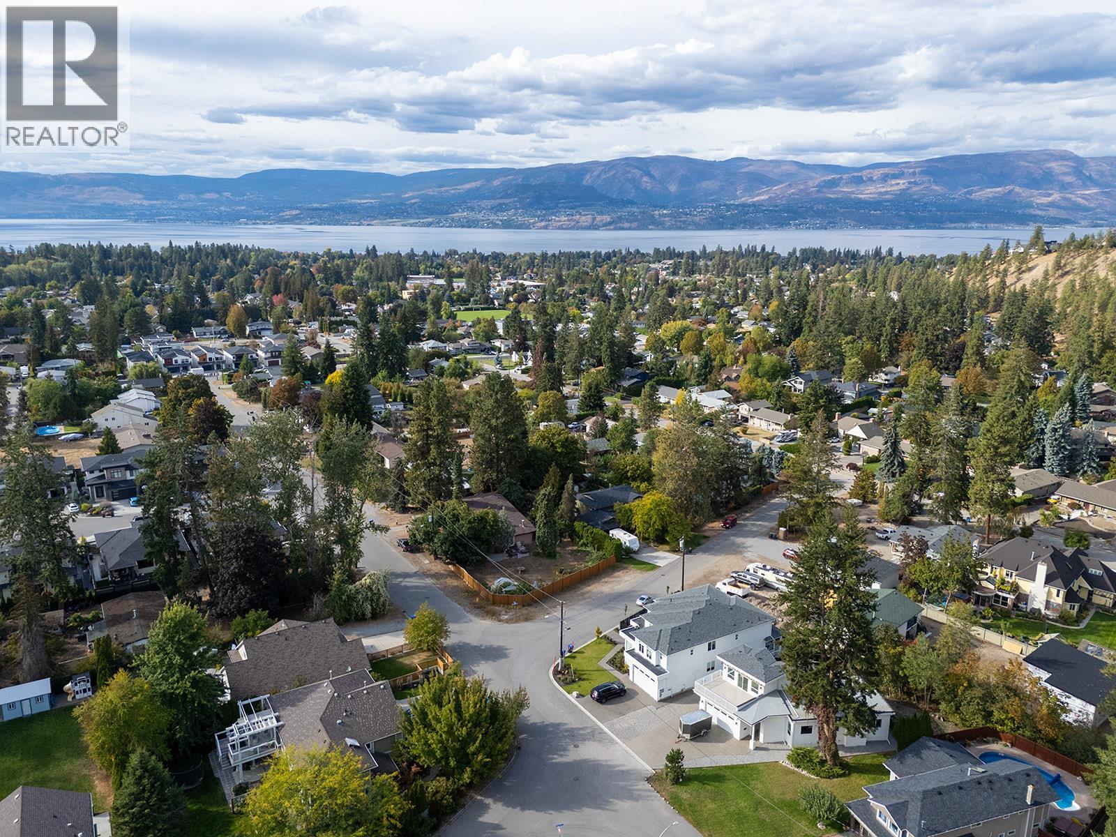 882 Hubbard Road Kelowna Photo 47