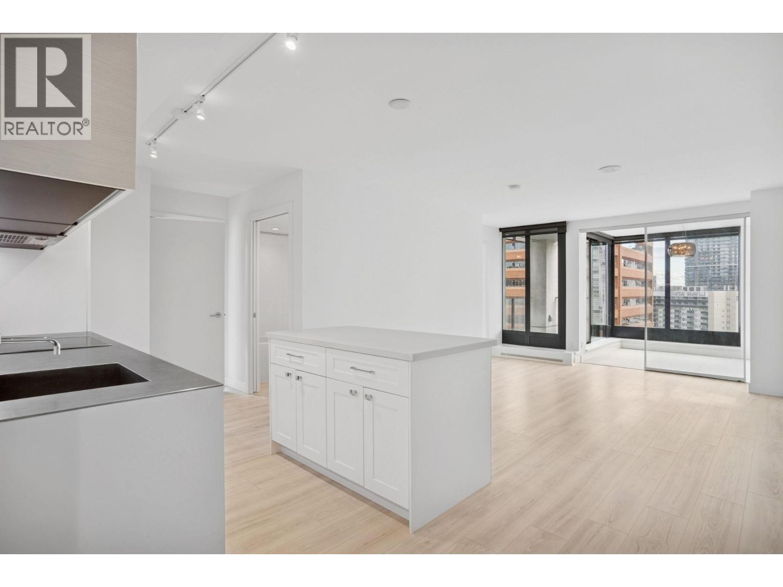 1502 1133 Hornby Street, Vancouver, British Columbia  V6Z 1W1 - Photo 11 - R3055778