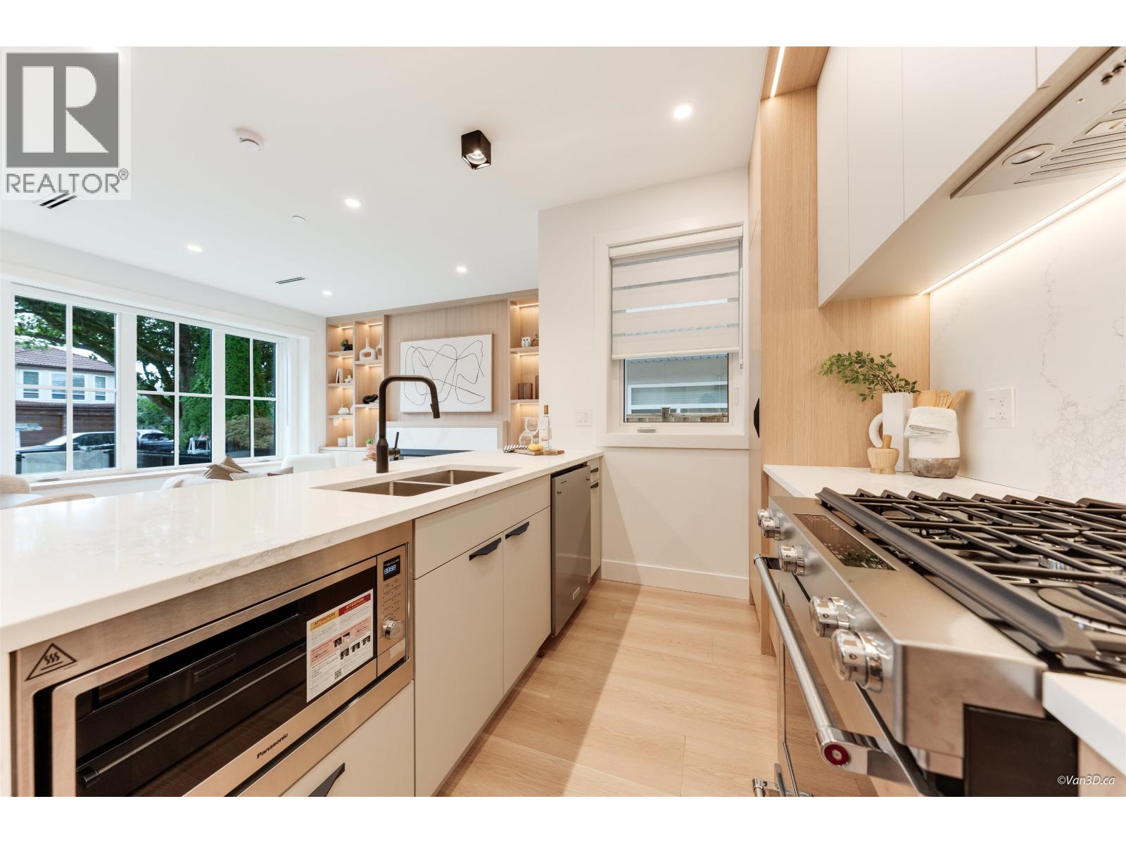 1 3121 E 46th Avenue, Vancouver, British Columbia  V5S 1B1 - Photo 9 - R3055827