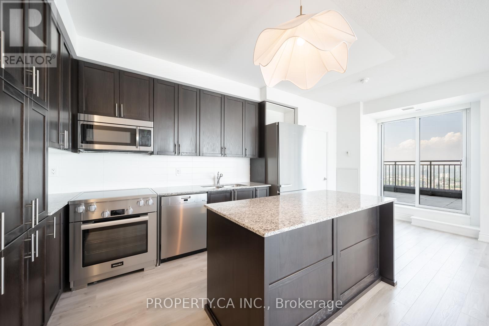 2901 - 830 Lawrence Avenue W, Toronto, Ontario  M6A 1C3 - Photo 7 - W12448176