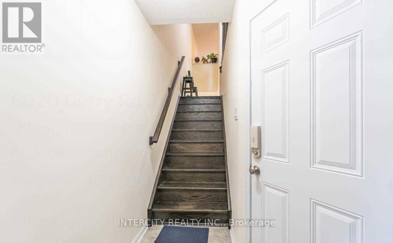 36 - 6020 Derry Road, Milton, Ontario  L9T 8L6 - Photo 2 - W12448178