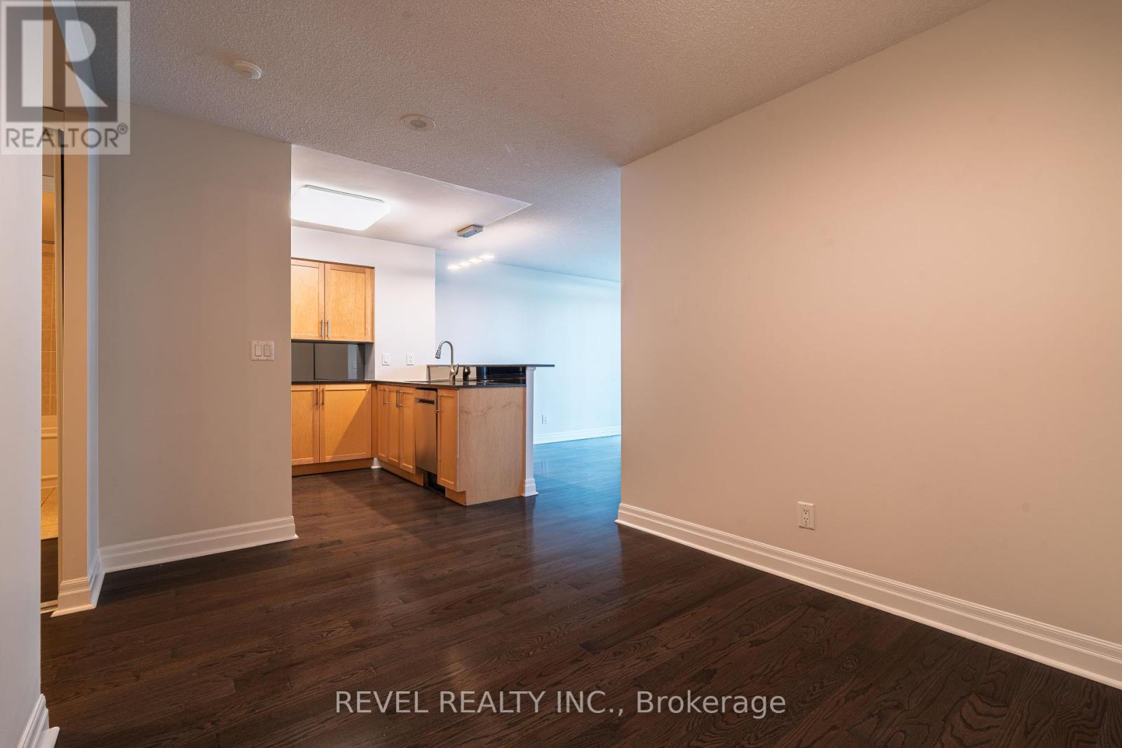 801 - 2121 Lake Shore Boulevard W, Toronto, Ontario  M8V 4E9 - Photo 6 - W12448182