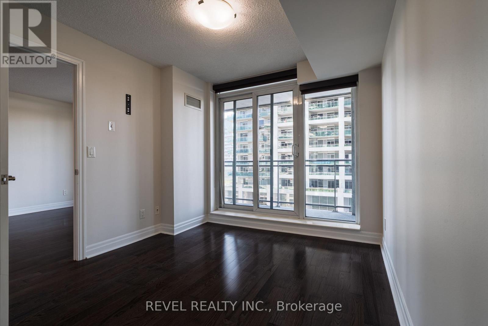 801 - 2121 Lake Shore Boulevard W, Toronto, Ontario  M8V 4E9 - Photo 9 - W12448182